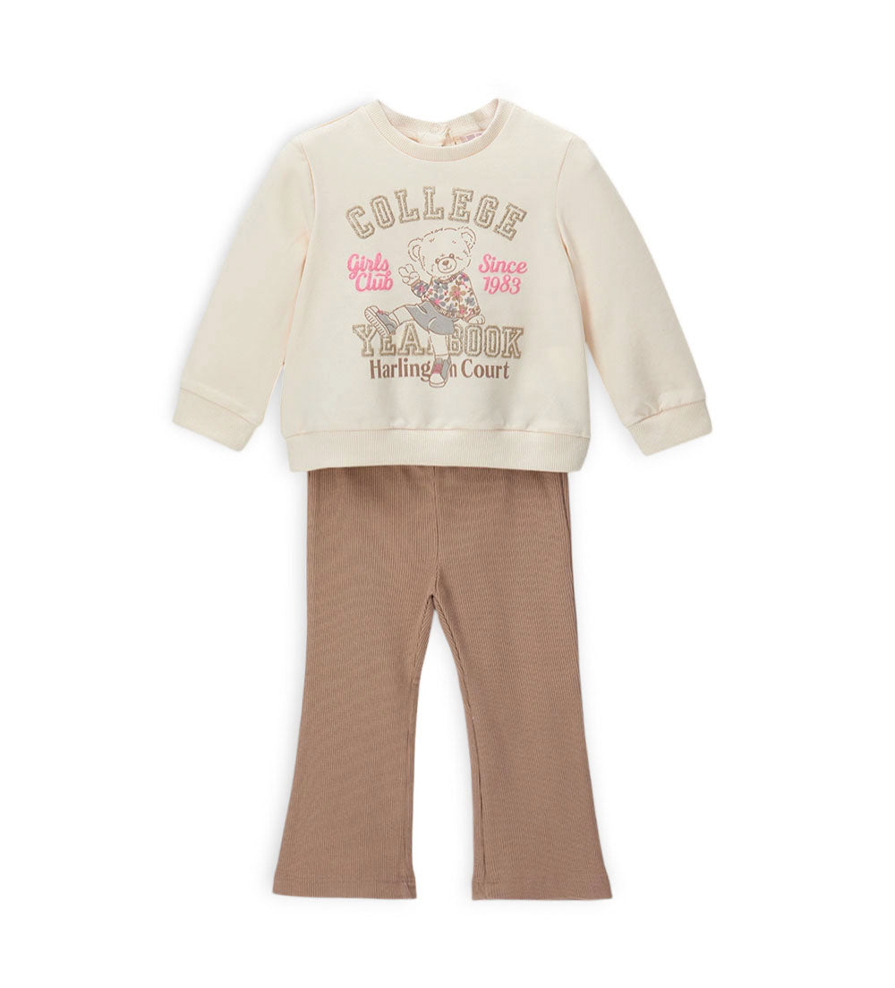 #Color_Beige