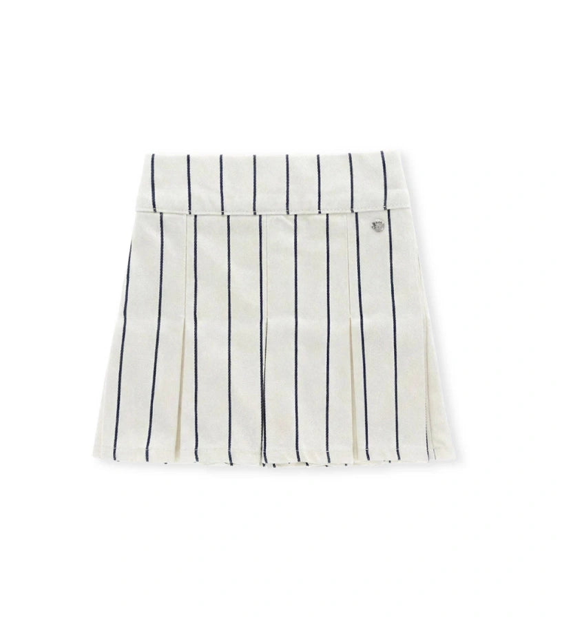 #Color_Off White